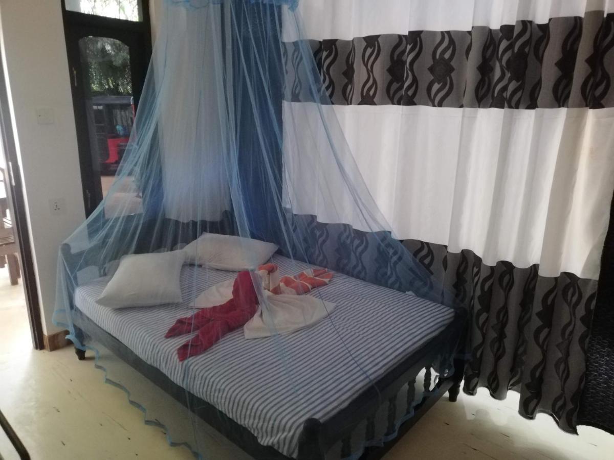 Hotel Sea Breeze Garden Tangalle Exterior foto